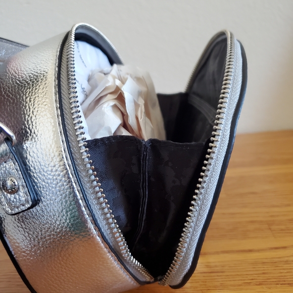 Karl Lagerfeld Silver Crossbody Bag - Picture 15 of 16